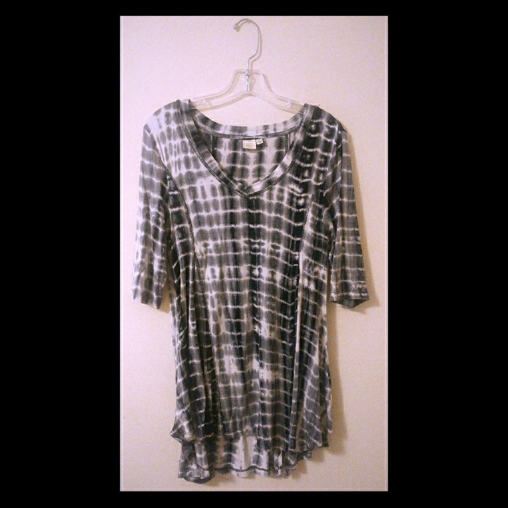 💥$5 DAYS💥Tie dye tunic WILL BE DONATING SZ M J1